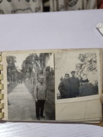 黑白影集一册（有一枚七十年代中国驻罗马尼亚首都布加勒斯特大使馆留影，为保证资料的要完整性，整册出售）