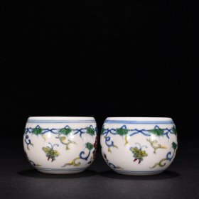 明成化红胎斗彩姹紫葡萄杯5 高5.2厘米 宽7厘米