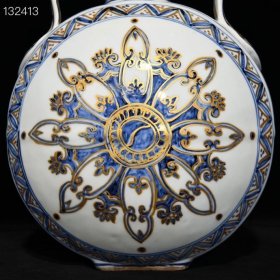 明宣德青花描金宝相花纹双耳扁瓶,