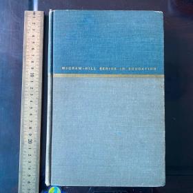 Modern philosophies of education history of educational ideas philosophy philosophical introduction 现代教育哲学 英文原版精装