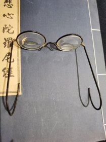 民国时期缠丝弹簧腿老眼镜古董水晶眼镜一套