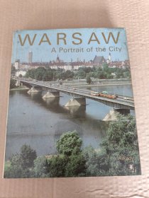 英文原版：WARSAWA Portrait of the City