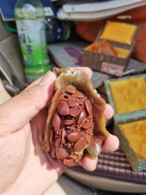 老寿山精雕苦瓜,绝了。中国工艺美术大师作品。