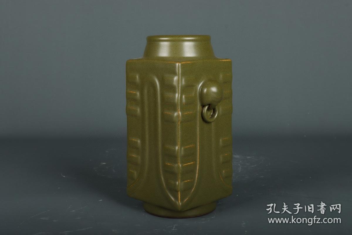 清乾隆茶叶末双耳四方瓶