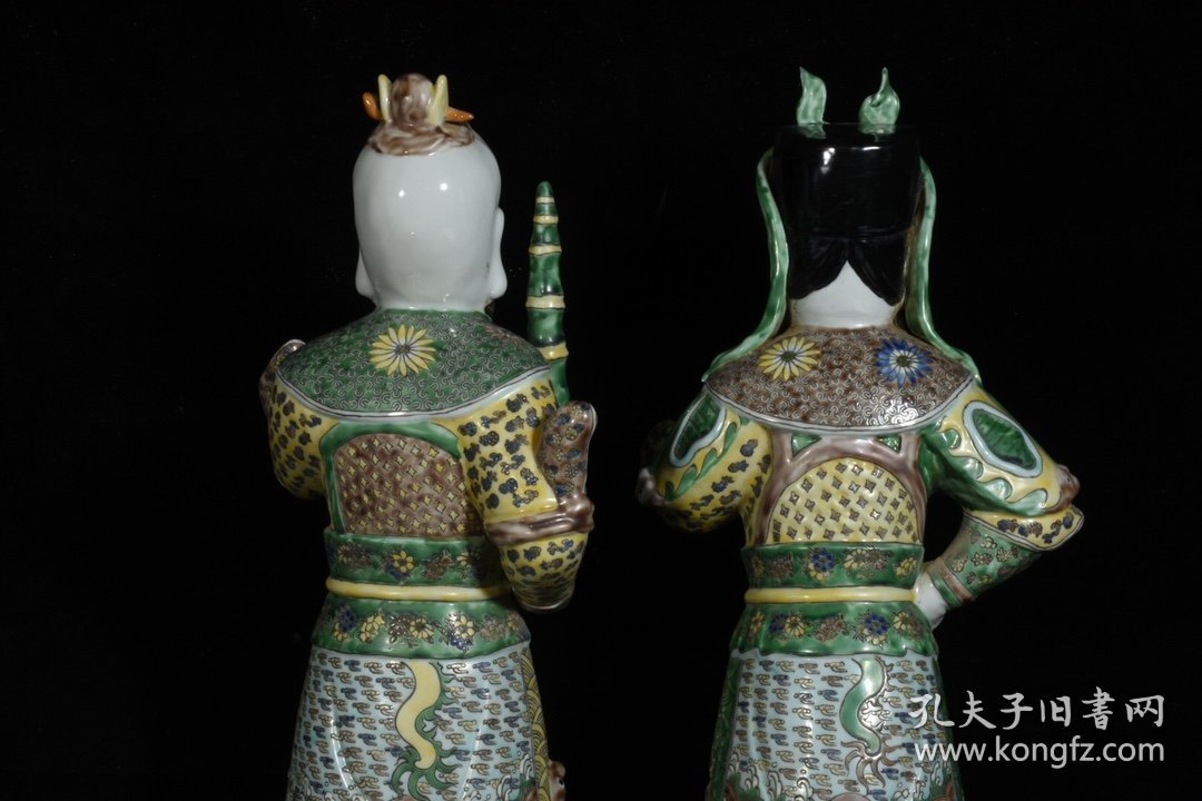 旧藏 清乾隆 五彩哼哈二将 尺寸49x20厘米