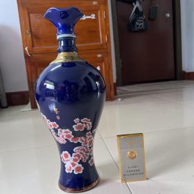 豪华藏蓝釉梅花瓶·冬（2000毫升）