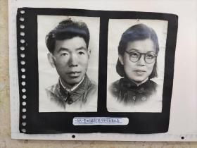 1961年夫妻俩于杭州岳坟大头照两张合售