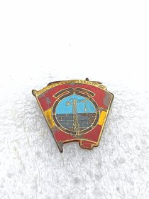 g1铜质珐琅彩中国建筑工人体育协会会员证章