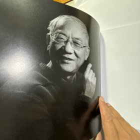 远山的呼唤：栾布油画作品集 有画家本人铅笔签名