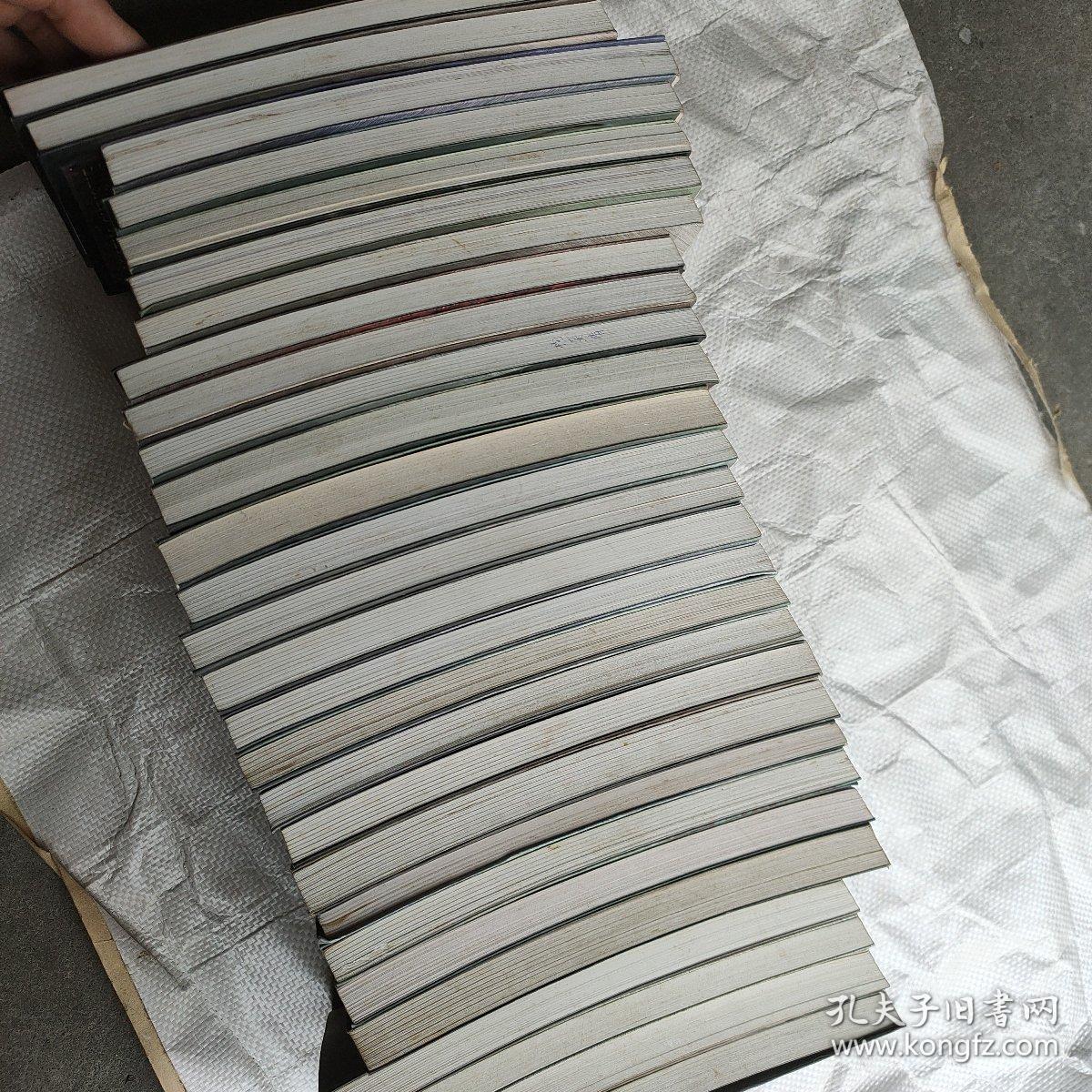 阿加莎 克里斯蒂作品全集：怪屋  煦阳岭的疑云  长夜  桑苏西来客  蒙面女人  他们来到巴格达  目的地不明  藏书室女尸之谜  葬礼之后   伯特伦旅馆之谜  白马酒店  神秘的别墅  首相绑架案  遗产风波  外国学生宿舍谋杀案  波洛圣诞探案集  空幻之屋  神秘的昆恩先生  平静小镇里的罪恶  牌中牌  帷幕  惊险的浪漫  高尔夫球场的疑云  褐衣男子  走向决定性的时刻  公寓女郎