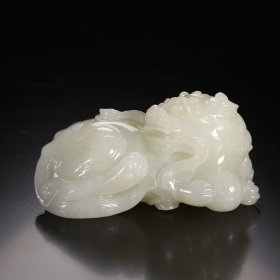 清 和田玉雕貔貅摆件