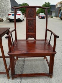 黄花梨四出头官帽椅一套，保存完好品相如图