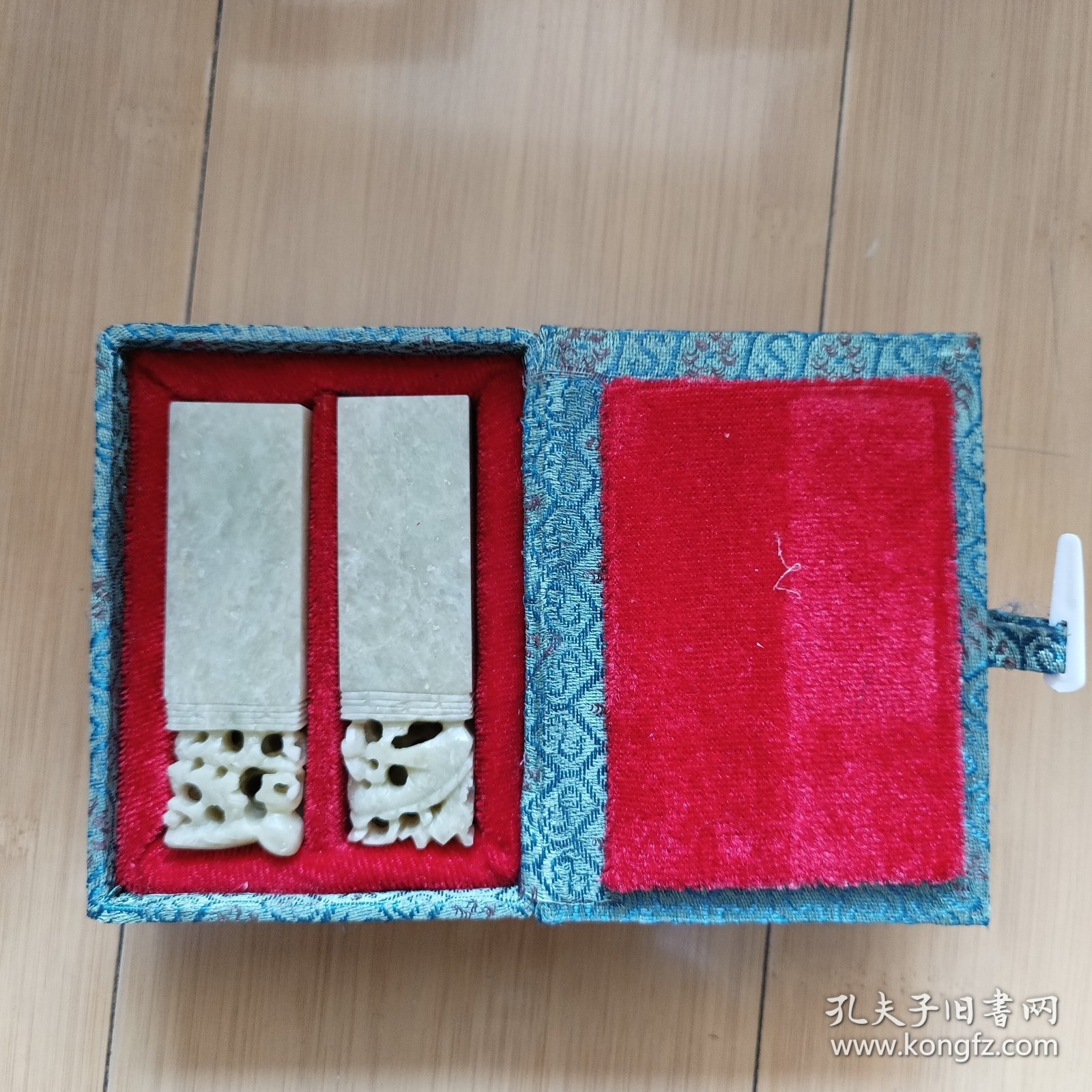 青田石对章2.4*2.4CM