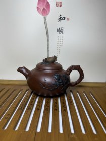 紫砂石榴壶