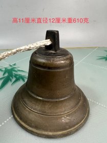 老铜钟，声音清脆悦耳动听，完整