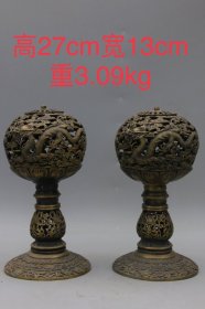 黄铜手工雕刻双龙熏香炉一对，精铜精工，雕工精致复杂，包浆厚重，磨损自然，品相完整，成色如图