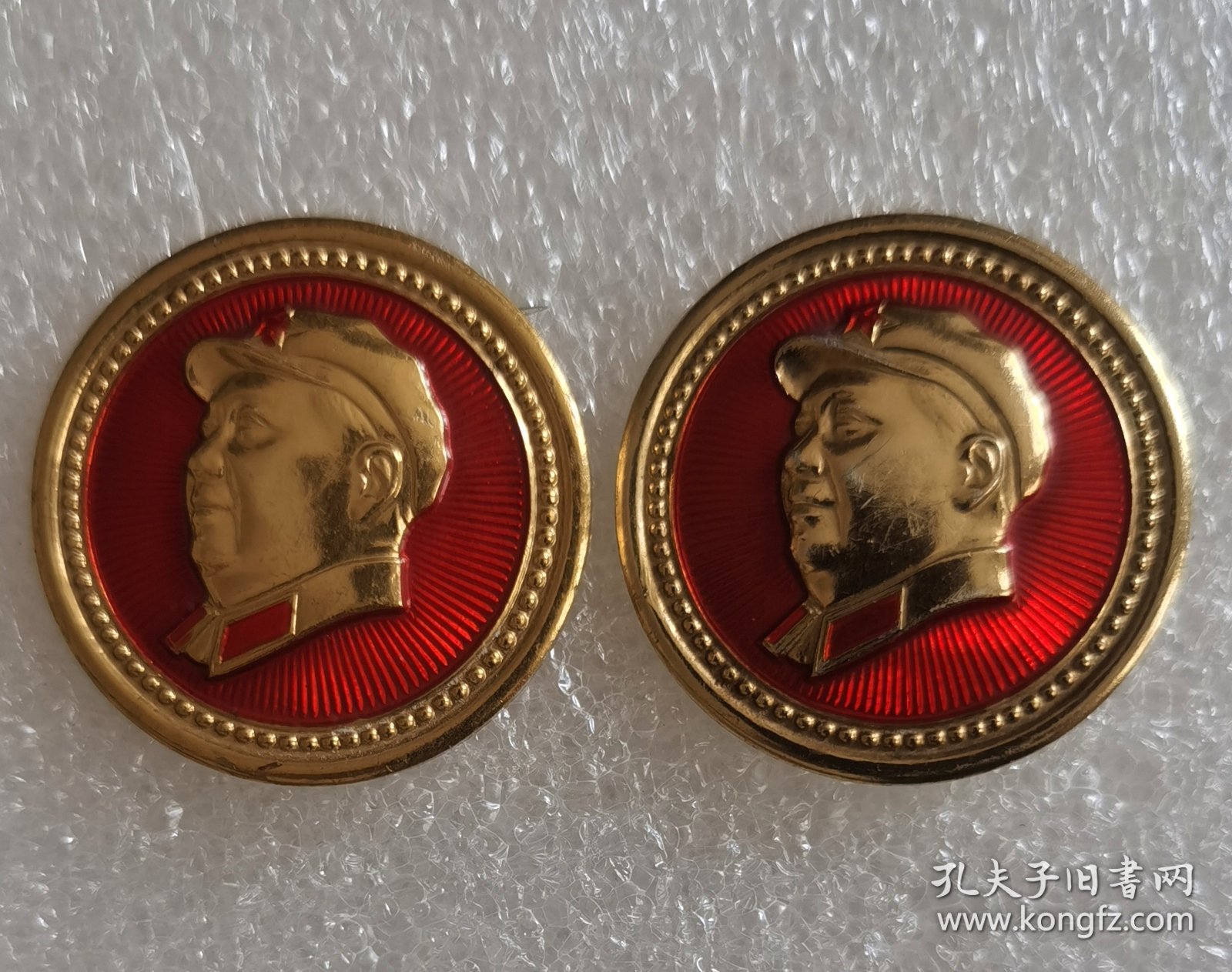 像章纪念章 北京部队 军帽两枚