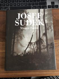 Josef Sudek: Ancient Forest of the Beskids 摄影画册