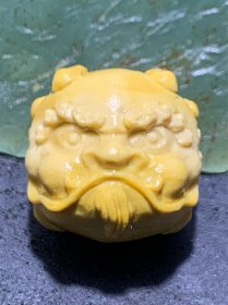 精美戈壁彩玉雕刻瑞兽珠一个