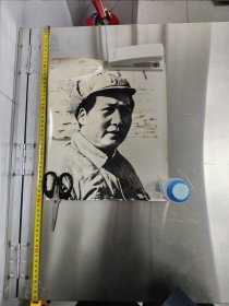 老照片：1944年，毛主席在延安（大尺寸）
