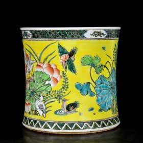 清光绪粉彩花鸟荷花仙鹤纹笔筒；19.5x19.6厘米