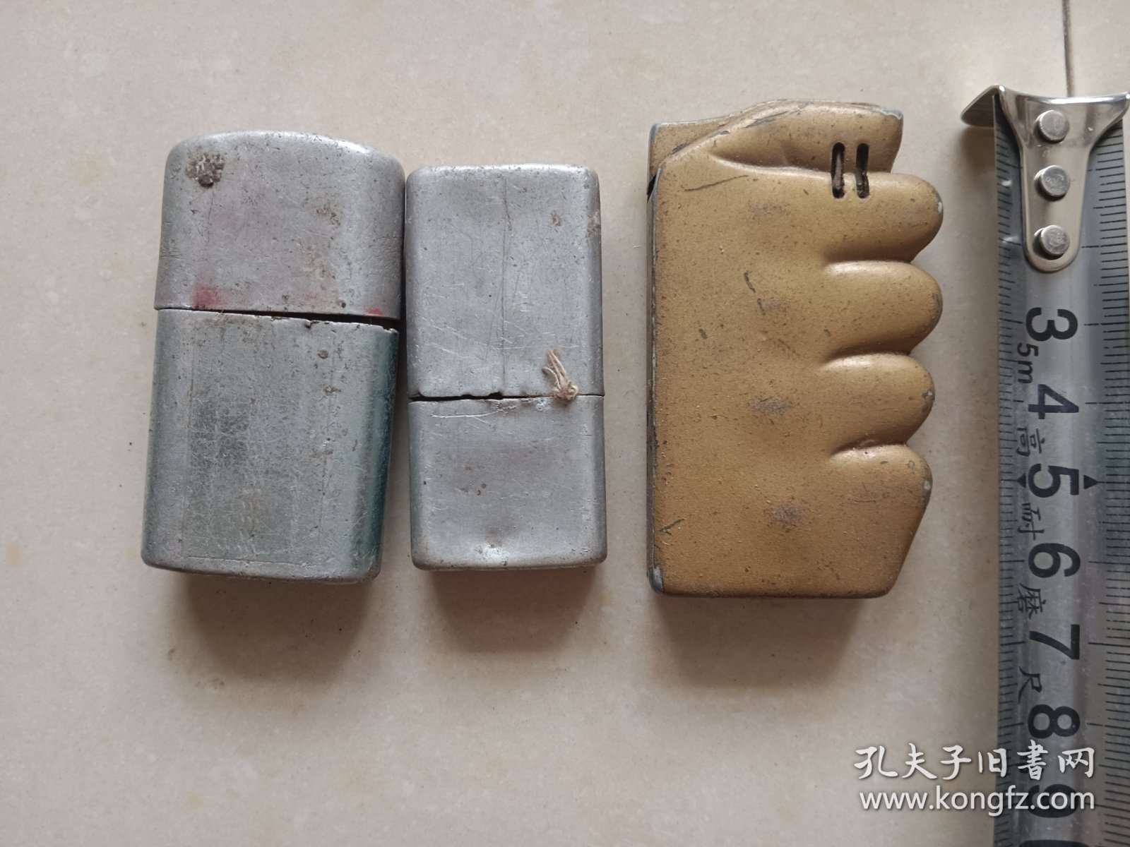 老打火机 不好用，当摆件道具收藏