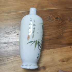 竹叶青酒瓶