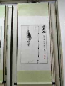 著名写意花鸟画家石泉老师作品
画心45x67cm
精裱卷轴全长宽57×高143cm