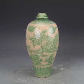 磁州窑绿釉龙纹梅瓶