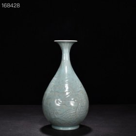 宋汝窑天青釉刻龙纹玉壶春瓶（大宋汝窑清凉寺御制）款 高27厘米 宽13厘米
