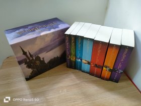 Harry Potter Box Set: The Complete Collection《哈利波特1-7全集》