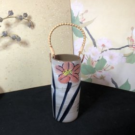 全新 日本提梁手绘小花器