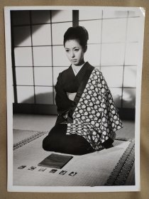 50年代高发髻和服美女 老照片