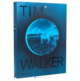 Tim Walker: Shoot for the Moon，蒂姆·沃克:为月亮而摄