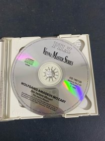 光盘CD:WOLFGANG AMADEUS MOZART 2碟装 有轻微划痕 盒裂 以实拍图购买