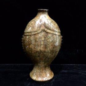 瓷鱼瓶：传世包浆，哥窑瓷鱼瓶