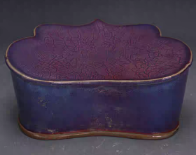 钧窑玫瑰紫釉蚯蚓走泥纹瓷枕