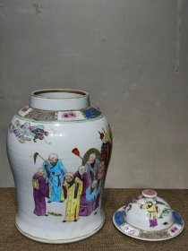 美品.款识“大清乾隆年制”精工细作满工粉彩“十八罗汉”纹将军罐一对