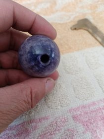 非常稀罕的紫玛瑙老珠子一个包老包真3.5公分60克