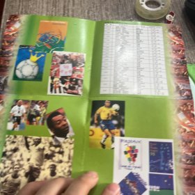 VCD我们是冠军98法国世界杯，正版。光盘品佳无划痕，