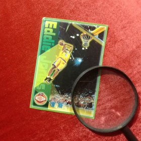 NBA球星卡，琼斯，Eddie jones NBA West ern 琼斯，毕业于坦普尔大学。1994年选秀大会在第一轮选中，95年入选NBA新秀全明星队，上赛季平均每场得17.2分，篮板4.1个。全名:琼斯，英文名:Eddie jones 身高:1.98，体重:86，生日:71.10.20,球龄:3，位置:后卫，号码:6，1997~98先发阵容SG琼斯。
