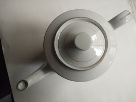 1980年，二汽车身厂奖品，景德镇双鹤大茶壶