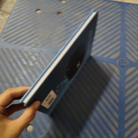 跟着云朵去旅行 跟着云朵四处飘动，和它一起经历变化，了解水循环和天气变化的奥秘。浪花朵朵出品