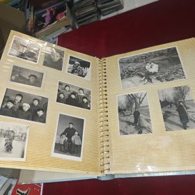 7、80年代个人生活 风景老照片一册 （天安门 天坛 昆明湖）120张