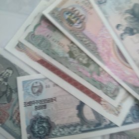 金日成时代朝鲜纸币7张合售如图