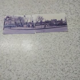 《早期吉林市站前广场建筑景色》照片2张
