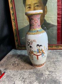80年代，景德镇厂货，手绘仕女花瓶一只