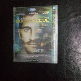 【收藏类 DVD-9】【经典电影】 《源代码 Source Code》（第二版) 是由邓肯·琼斯执导，杰克·吉伦哈尔、维拉·法米加、米歇尔·莫娜汉等人联袂出演。影片讲述了一位在阿富汗执行任务的美国空军飞行员柯尔特·史蒂文斯，醒来时发现自己正处在一辆前往芝加哥的火车上，并就此经历的一系列惊心动魄的事...