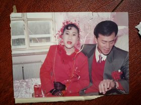 90年代初破裂的婚姻系列之九，结婚迎亲洞房照片五张，1993年，（详见说明）