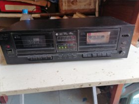 珠江牌双卡录音机卡座，内外观成水好，双卡都可以正常使用，声音很好。